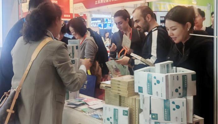 Qingdao Saildar Medical Co., Ltd. Hyaluronicum Acidum Coluisse lucet in Chengdu Pulchritudo Expo, Satus Novam Iter Skin Care